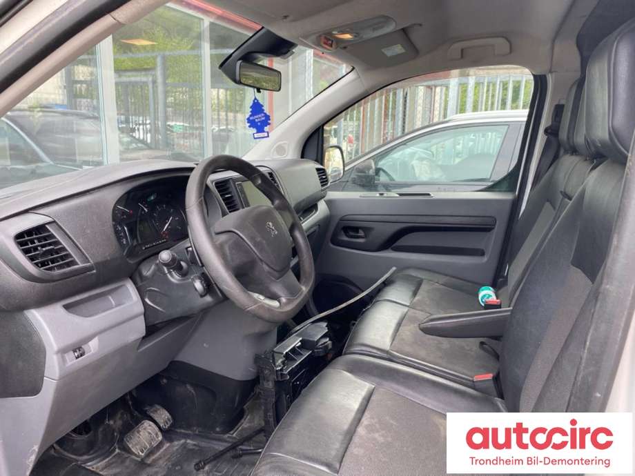 Peugeot Expert 2016-->> (Type III) , Motorkode: AHH, Girkassekode: 9810375780