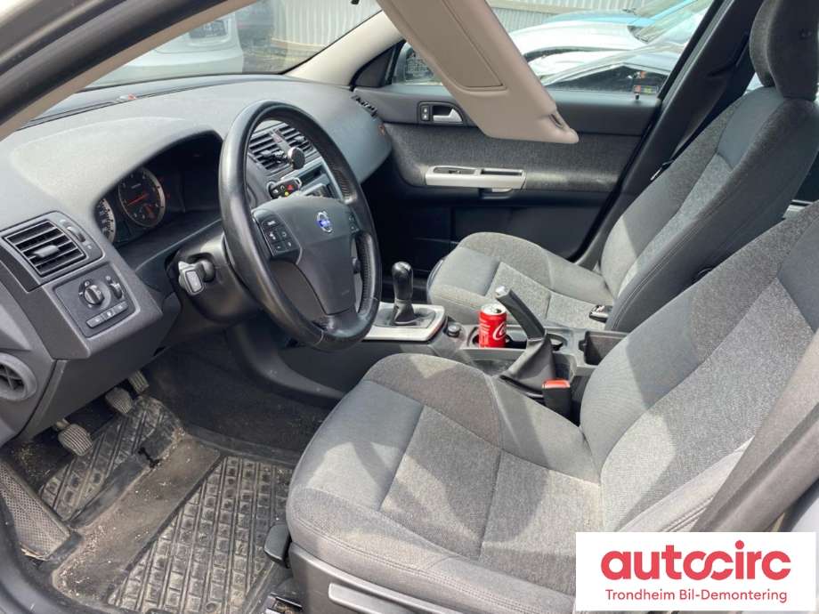 Volvo V50 2004-2007 (Fase 1) , Motorkode: D4164T, Girkassekode: 36050333