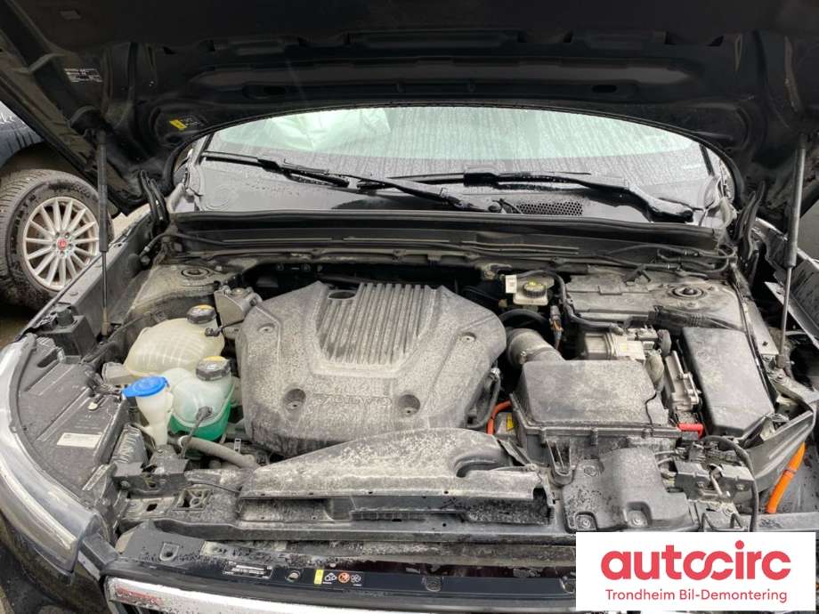 Volvo XC40 2018-2024 , Motorkode: B3154T5, Girkassekode: 36010492