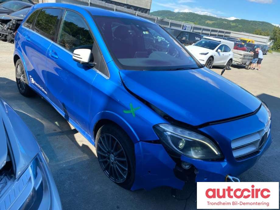 Mercedes B-Klasse, electric drive 2014-2018 (W242) (W242), Motorkode: 780990, Girkassekode: 