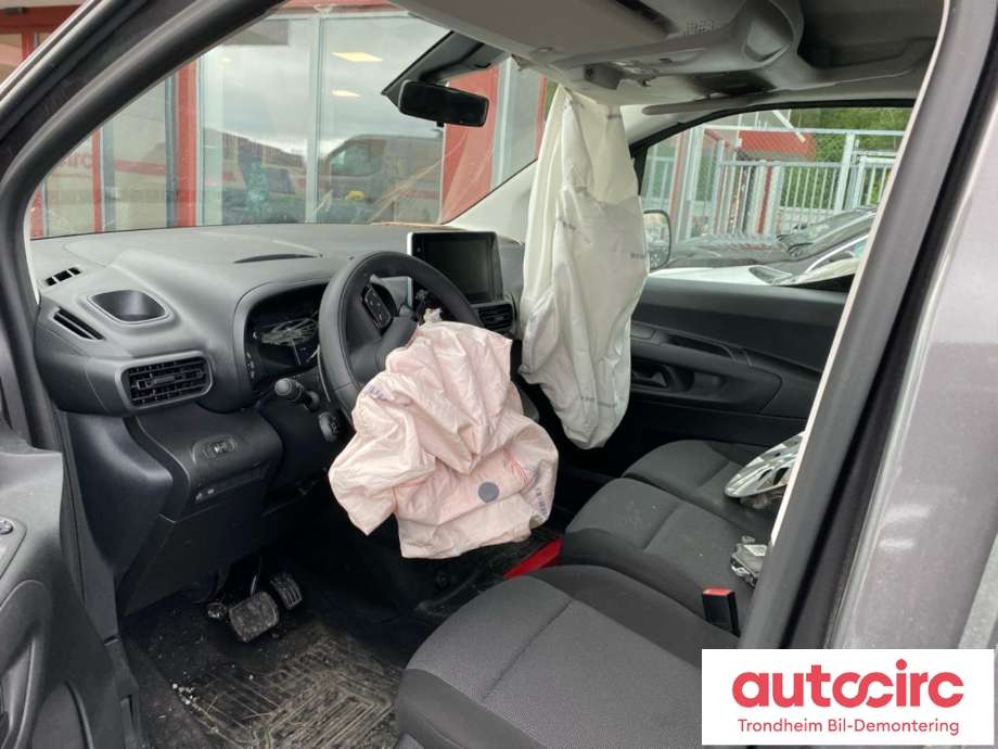 Toyota Proace City 2020-->> , Motorkode: DV5RC, Girkassekode: SU001B4565