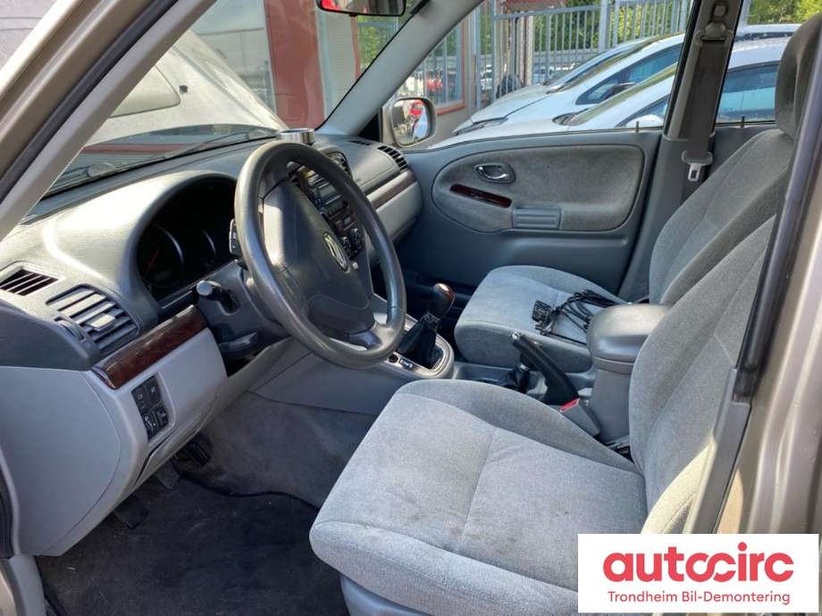Suzuki Grand Vitara, XL-7 2001-2007 , Motorkode: RHW, Girkassekode: 2470054J00