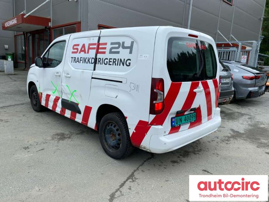 Opel Combo E 2019-->> , Motorkode: D15DT, Girkassekode: M0F