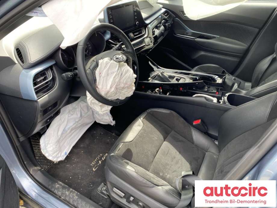 Toyota C-HR 2016-->> , Motorkode: 2ZR-FXE, Girkassekode: 30900F4010