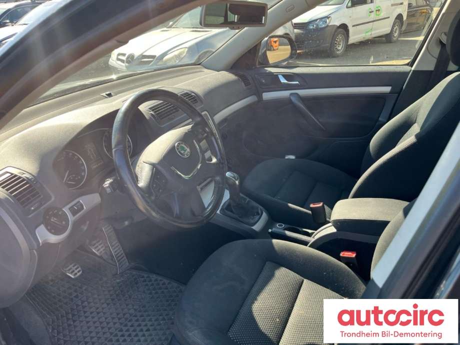 Škoda Octavia 2009-2013 (Type II, Fase 2) , Motorkode: CAY, Girkassekode: 