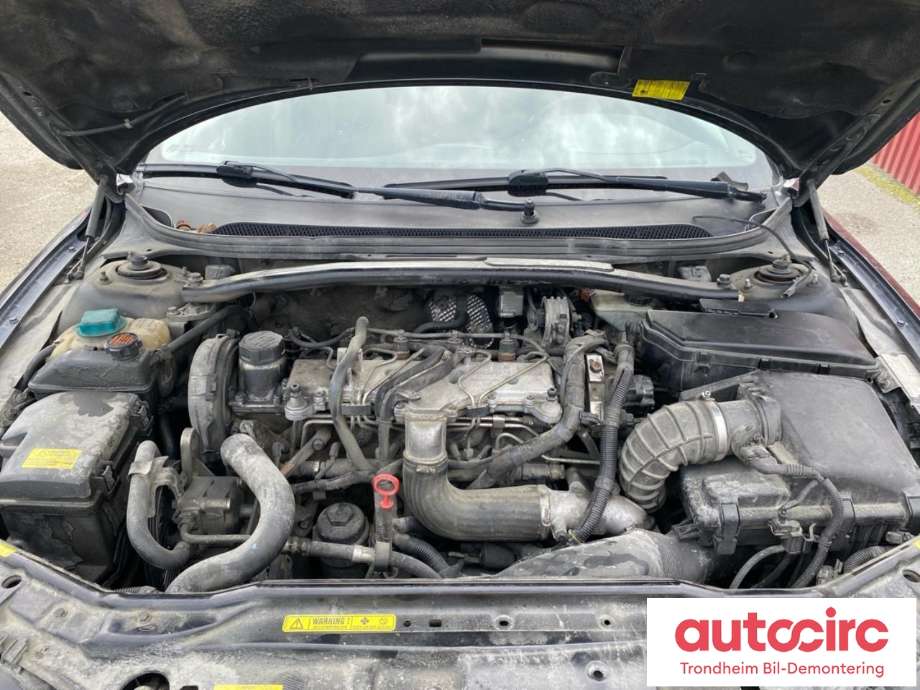 Volvo V70 2000-2004 (Type II, Fase 1) , Motorkode: D5244T, Girkassekode: 8251718