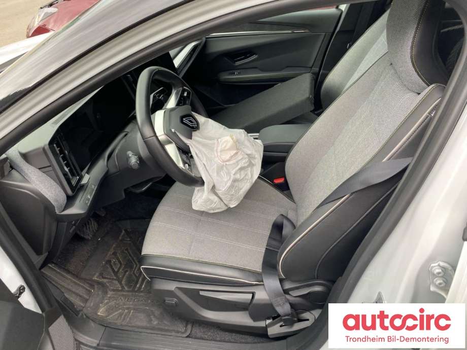 Renault Megane E-Tech 2022-->> , Motorkode: 6AM 40, Girkassekode: RD0 /S029460