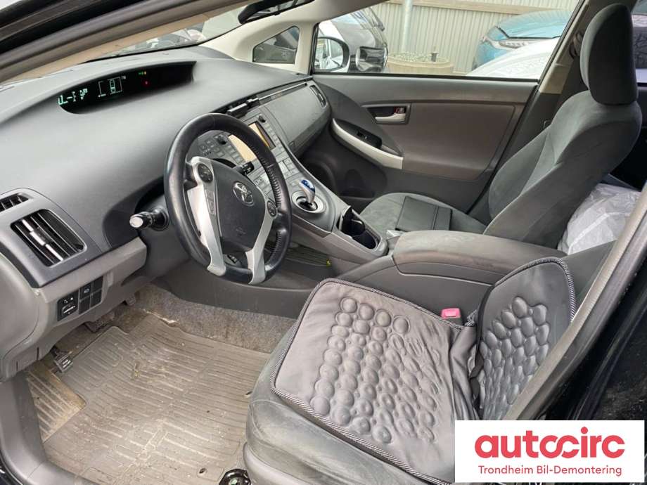 Toyota Prius 2009-2016 (Type III) (COMBI) (COMBI), Motorkode: 2ZR-FXE, Girkassekode: 
