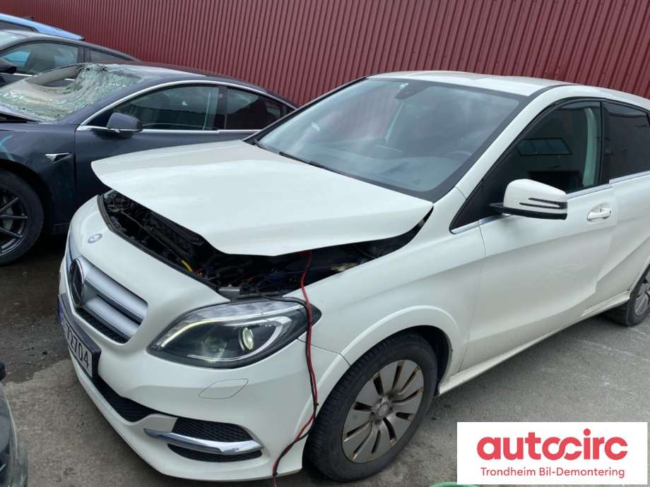 Mercedes B-Klasse, electric drive 2014-2018 (W242) (W242), Motorkode: 780990, Girkassekode: 