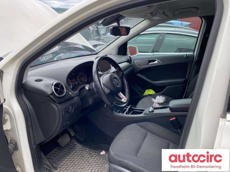Mercedes B-Klasse, electric drive 2014-2018 (W242) (W242), Motorkode: 780990, Girkassekode: 