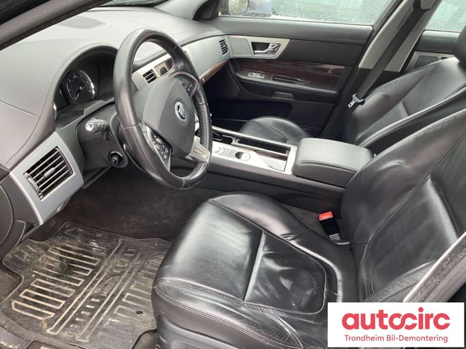 Jaguar XF 2008-2015 (X250) delebil , Motorkode: 224DT, Girkassekode: C2Z23224E