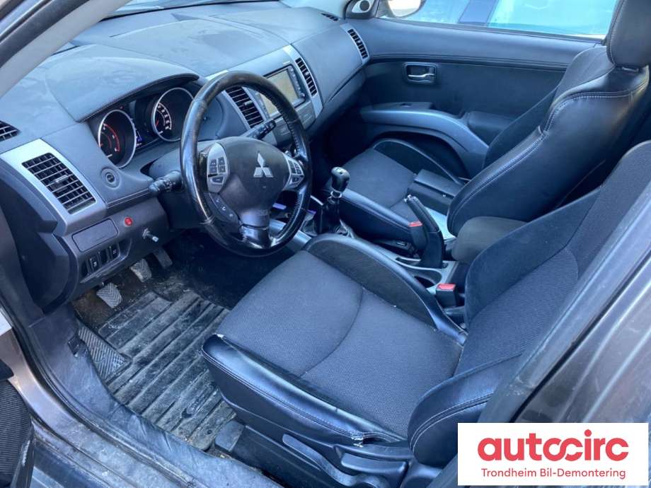 Mitsubishi Outlander 2010-2012 (Type II, Fase 2) , Motorkode: 4N14-0-10L, Girkassekode: W6MBA-1-RRZC