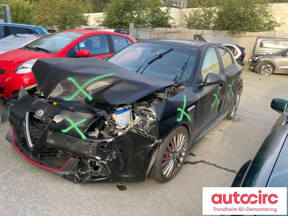 Alfa Romeo Giulietta, 2010-2018  delebil , Motorkode: 940A2000, Girkassekode: 55271637