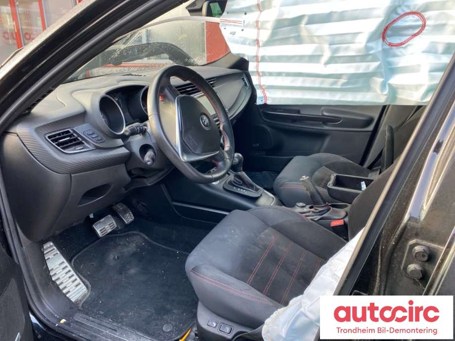 Alfa Romeo Giulietta 2010-2018 delebil , Motorkode: 940A2000, Girkassekode: 55271637