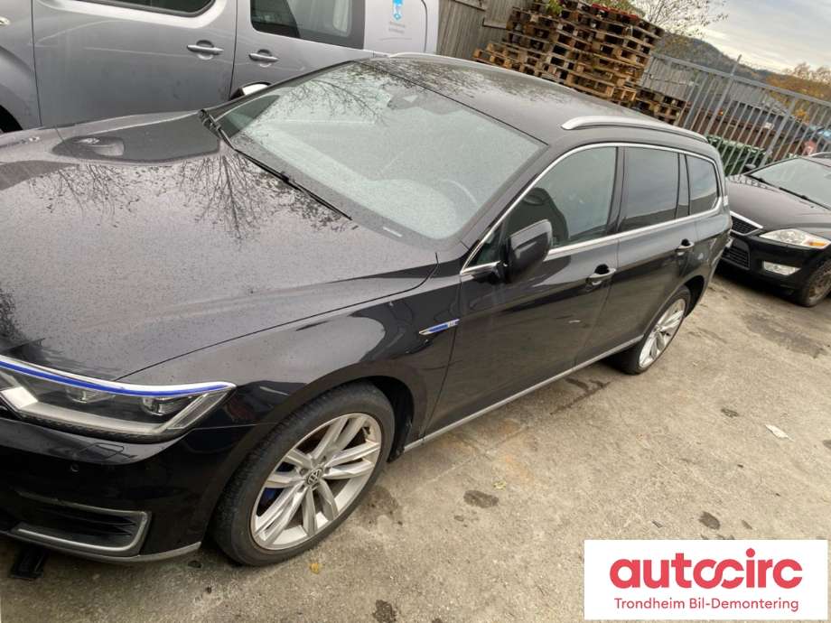 VW Passat 2015-2019 (Fase 1) (B8) (B8), Motorkode: CUKC, Girkassekode: RXG
