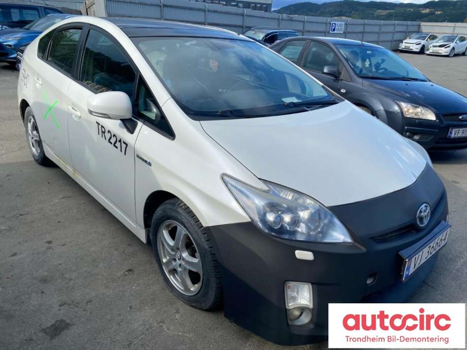 Toyota Prius 2009-2016 (Type III) (COMBI) (COMBI), Motorkode: 2ZRFXE, Girkassekode: 3090047060