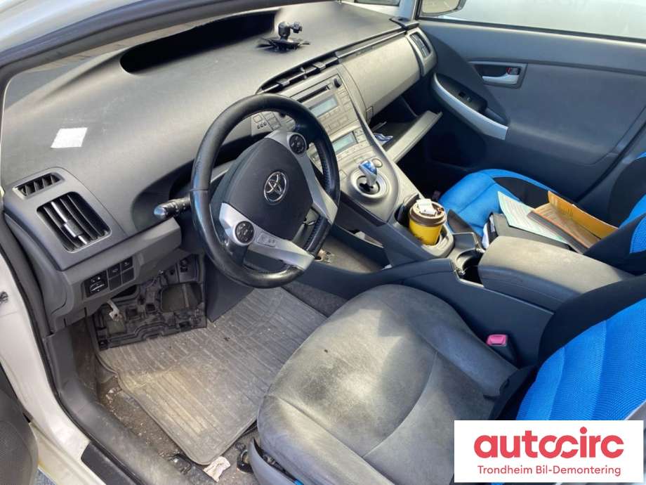 Toyota Prius 2009-2016 (Type III) (COMBI) (COMBI), Motorkode: 2ZRFXE, Girkassekode: 3090047060