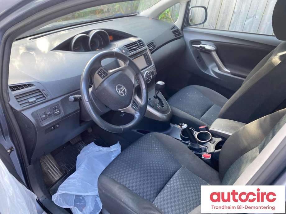 Toyota Verso 2009-2016 (Type III) , Motorkode: 2ZR-FAE, Girkassekode: 3040020020