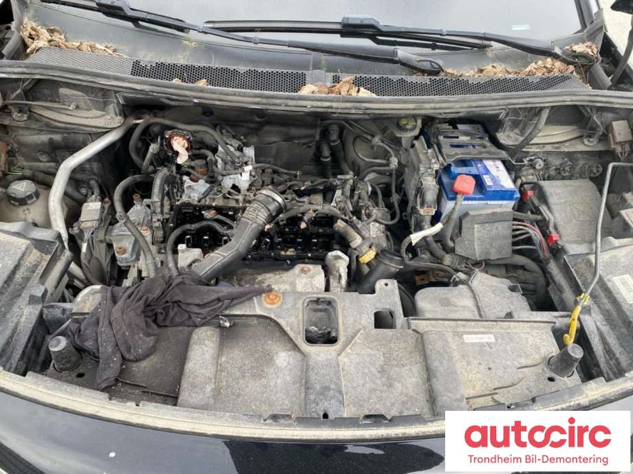 Peugeot 3008 2016-->> (Type II) , Motorkode: YHZ, Girkassekode: 9828330980