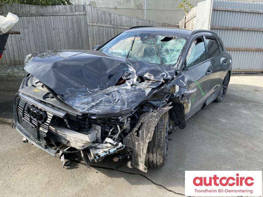 Audi e-tron 2018-->> , Motorkode: EAS|EAW, Girkassekode: 0MA300040F