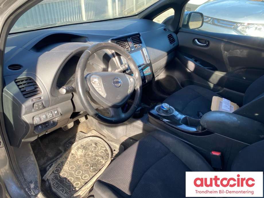 Nissan Leaf 2011-2017 (Type I) , Motorkode: EM57, Girkassekode: 320103NF0B