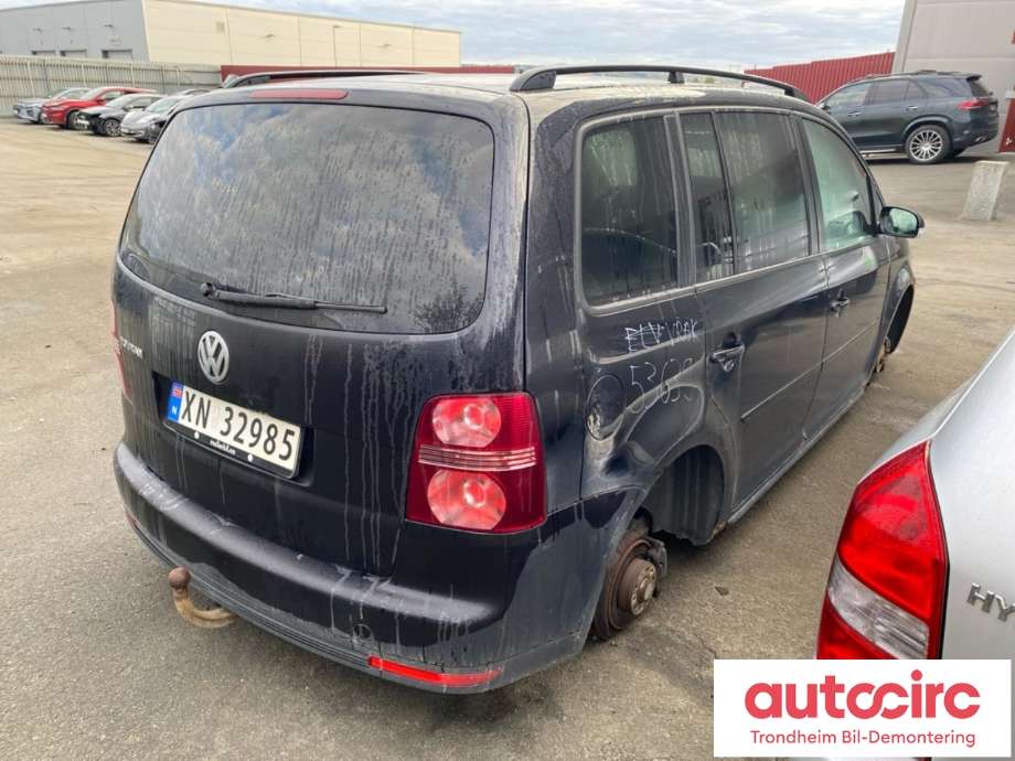 VW Touran 2007-2010 (Type I, Fase 2) , Motorkode: BLS, Girkassekode: JYK