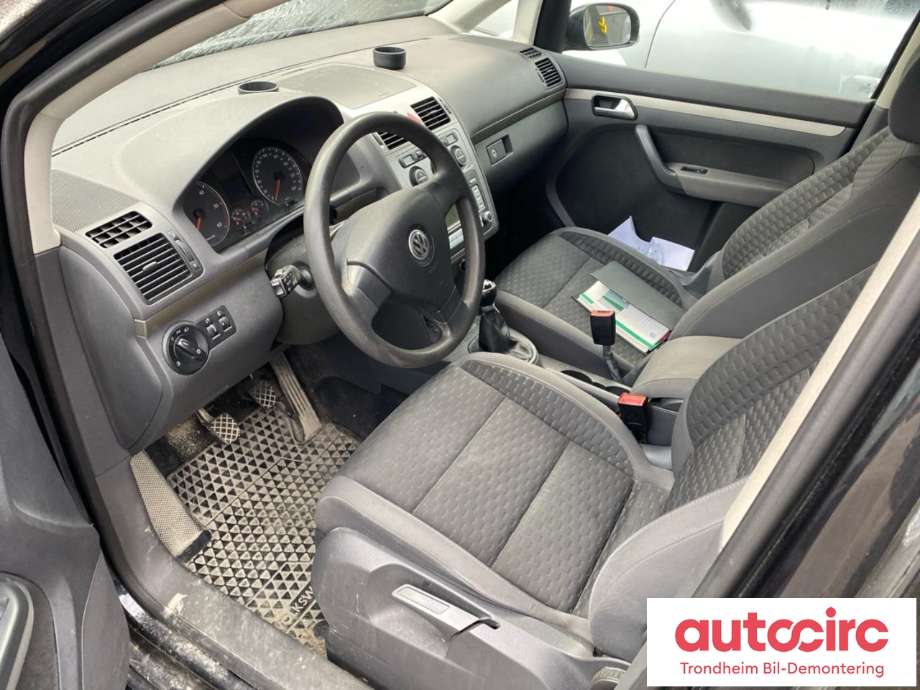 VW Touran 2007-2010 (Type I, Fase 2) , Motorkode: BLS, Girkassekode: JYK