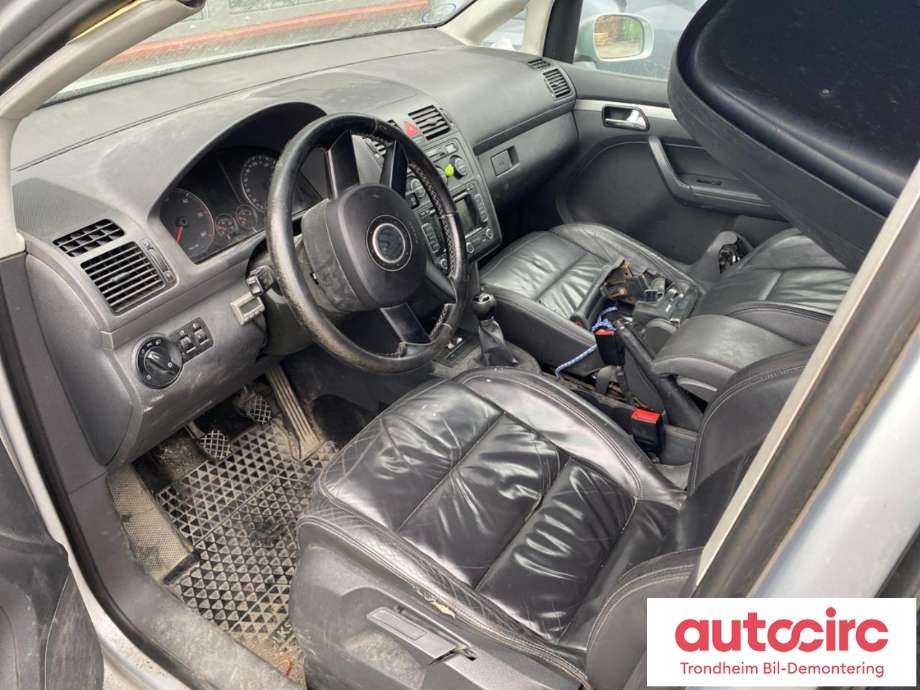 VW Touran 2007-2010 (Type I, Fase 2) , Motorkode: BXE, Girkassekode: JWP