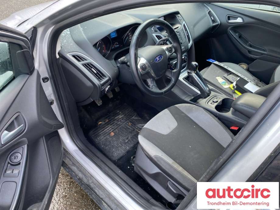Ford Focus 2011-2014 (Type III, Fase 1) , Motorkode: T3DB, Girkassekode: AV6R7002KK