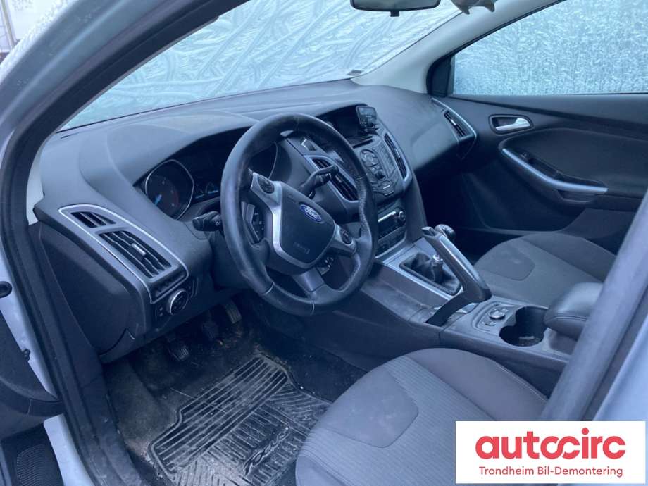 Ford Focus 2011-2014 (Type III, Fase 1) , Motorkode: T3DB, Girkassekode: AV6R7002KK
