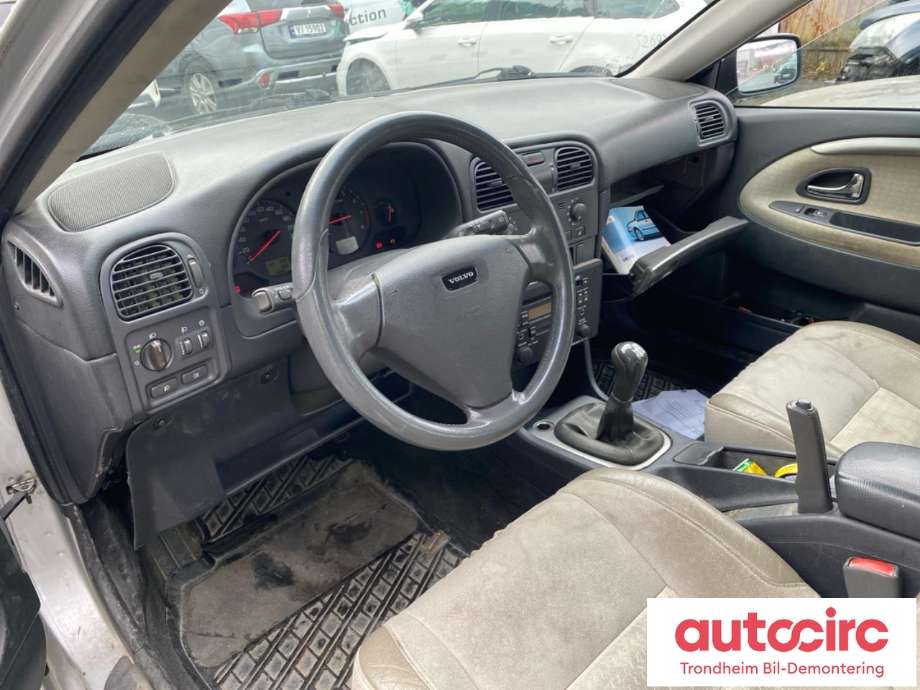 Volvo V40 / S40 2000-2004 (Type I, Fase 2) , Motorkode: B4204T3, Girkassekode: M56