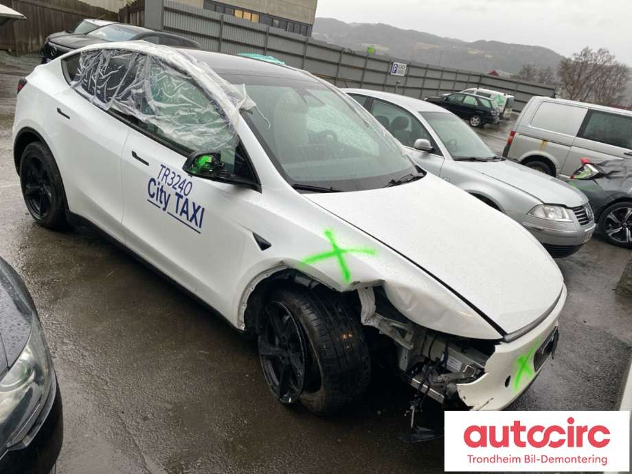Tesla Model Y 2024-->> (Type II) , Motorkode: 3D3|4D3, Girkassekode: 