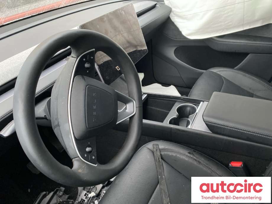 Tesla Model Y 2024-->> (Type II) , Motorkode: 3D3|4D3, Girkassekode: 