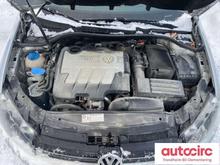 VW Golf VI 2008-2012 , Motorkode: CBDC, Girkassekode: LLL