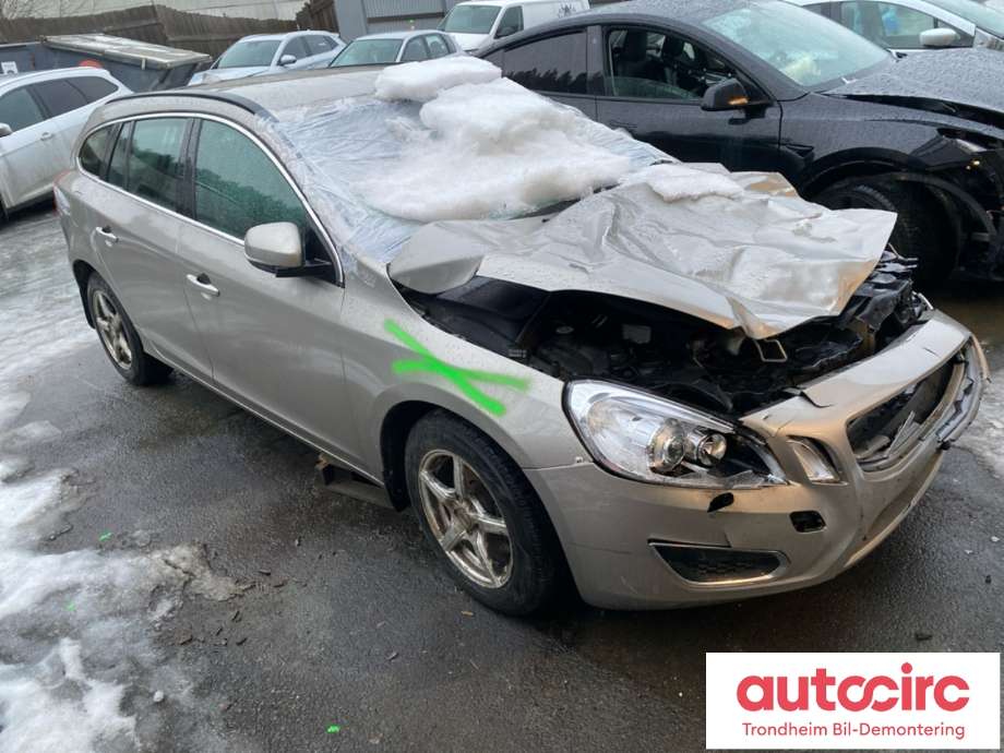 Volvo V60 2010-2013 (Type I, Fase 1) , Motorkode: D4162T, Girkassekode: 36051151