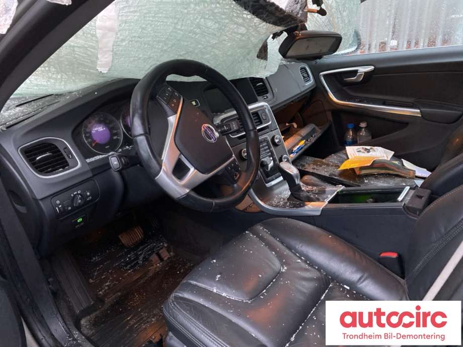 Volvo V60 2010-2013 (Type I, Fase 1) , Motorkode: D4162T, Girkassekode: 36051151