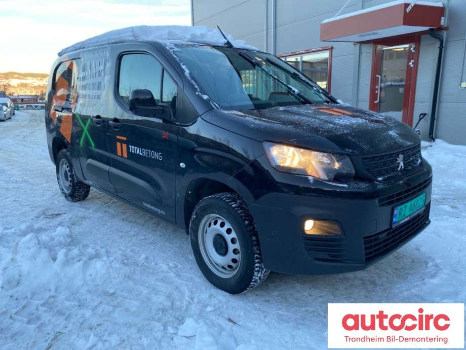 Peugeot Partner 2019-->> (Type III) , Motorkode: YH01, Girkassekode: 9837381980
