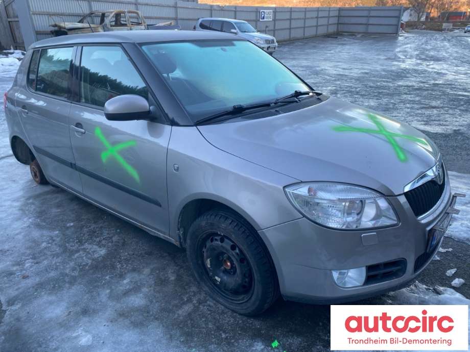Škoda Fabia 2010-2014 (Type II, Fase 2) , Motorkode: CGPA, Girkassekode: LVG