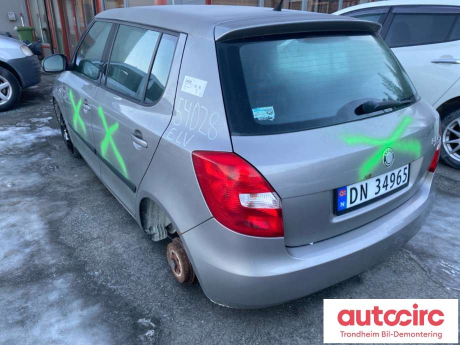 Škoda Fabia 2010-2014 (Type II, Fase 2) , Motorkode: CGPA, Girkassekode: LVG