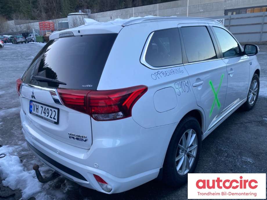 Mitsubishi Outlander 2015-->> (Type III, Fase 2) , Motorkode: 4B11, Girkassekode: F1EKA-1-A1Z