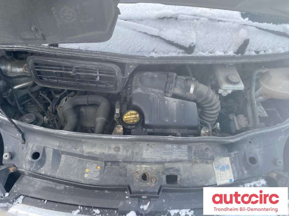 Opel Vivaro A 2006-2014 , Motorkode: M9R L7, Girkassekode: M73