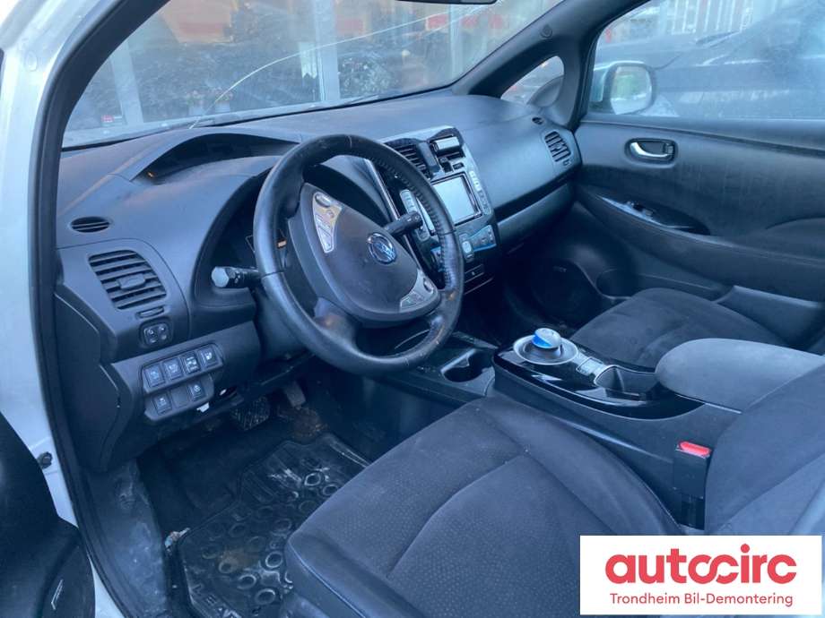 Nissan Leaf 2011-2017 (Type I) , Motorkode: EM57, Girkassekode: 320103NF5B