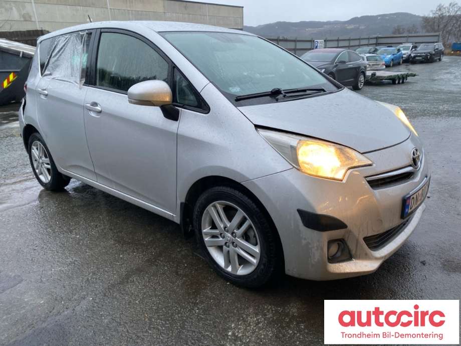 Toyota Verso-S 2011-2015 (COMBI) (COMBI), Motorkode: 1NR-FE, Girkassekode: 3040052230