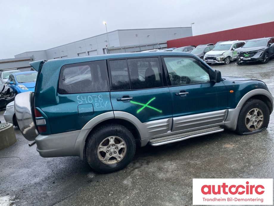 Mitsubishi Pajero 2000-2006 (Type III) , Motorkode: 4M41, Girkassekode: MR593861