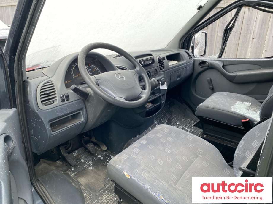 Mercedes Sprinter 1995-2006 (903) (903), Motorkode: 611987, Girkassekode: 711605