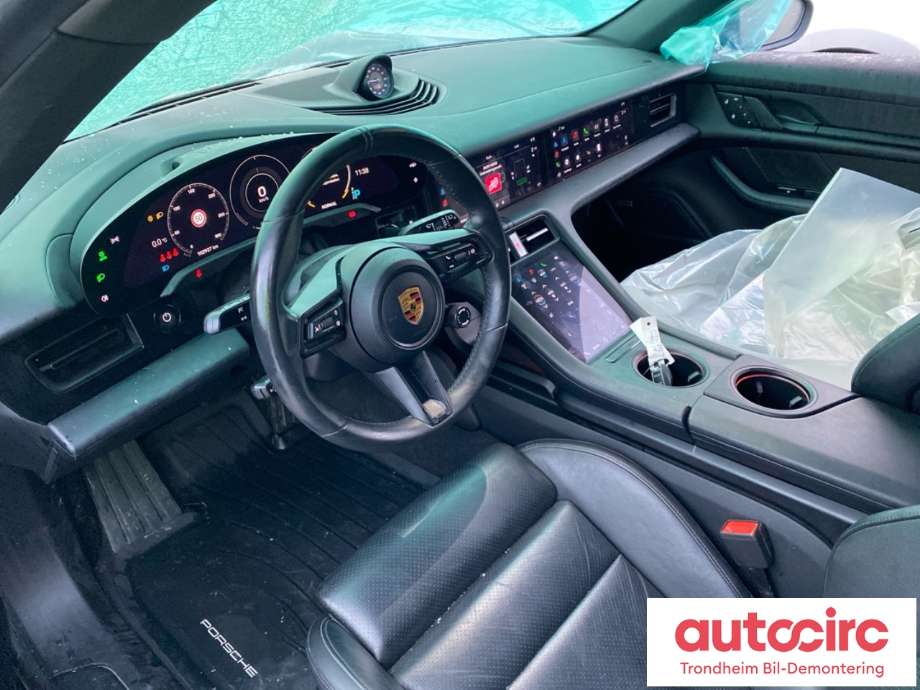 Porsche Taycan 2019-->> , Motorkode: EBFA, Girkassekode: A0MEA
