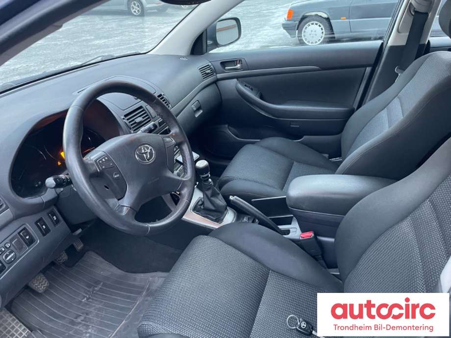Toyota Avensis 2003-2008 (Type II) , Motorkode: 1AD-FTV, Girkassekode: 303002D151