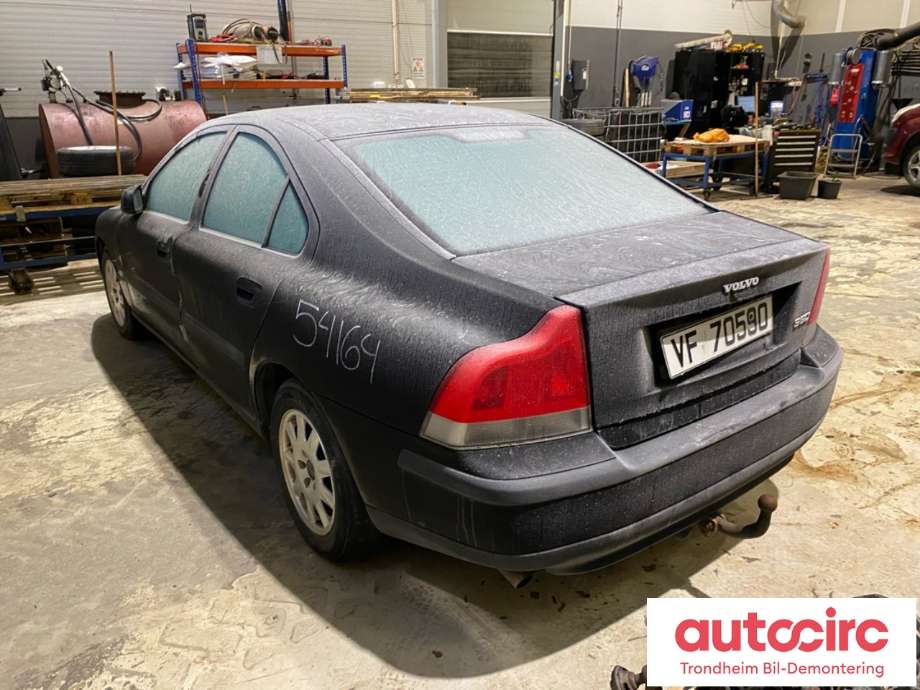 Volvo S60 2000-2004 (Type I, Fase 1) , Motorkode: B5244S2, Girkassekode: 5-MAN / M56