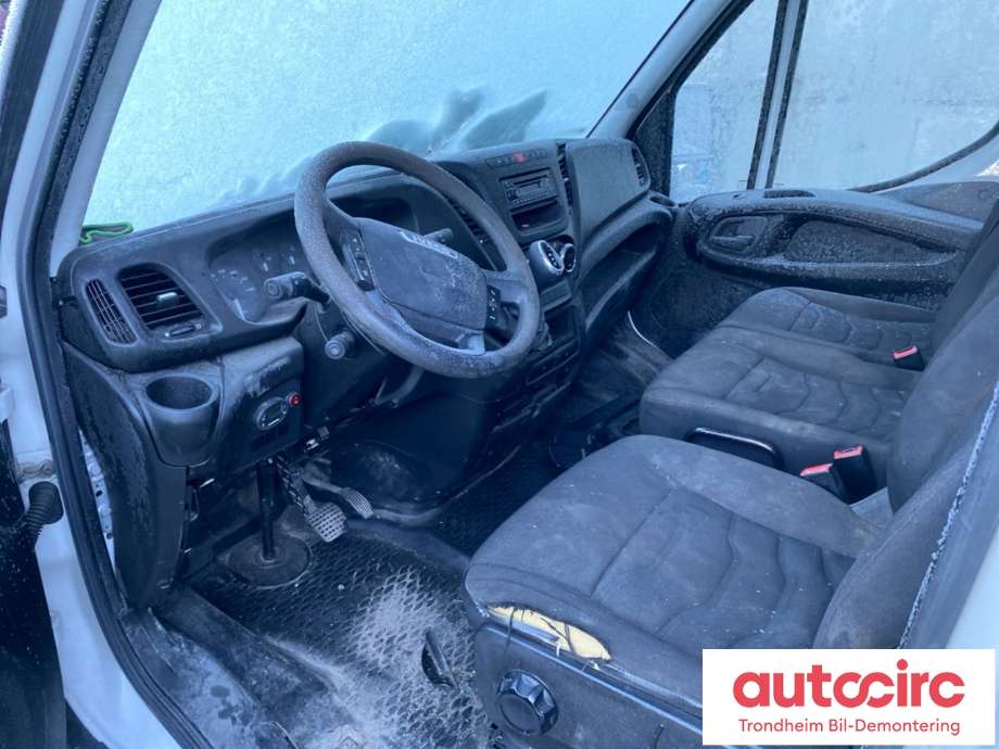 Iveco Daily 2014-->> (Type VI) , Motorkode: F1CFL411H*C, Girkassekode: ZF8HP