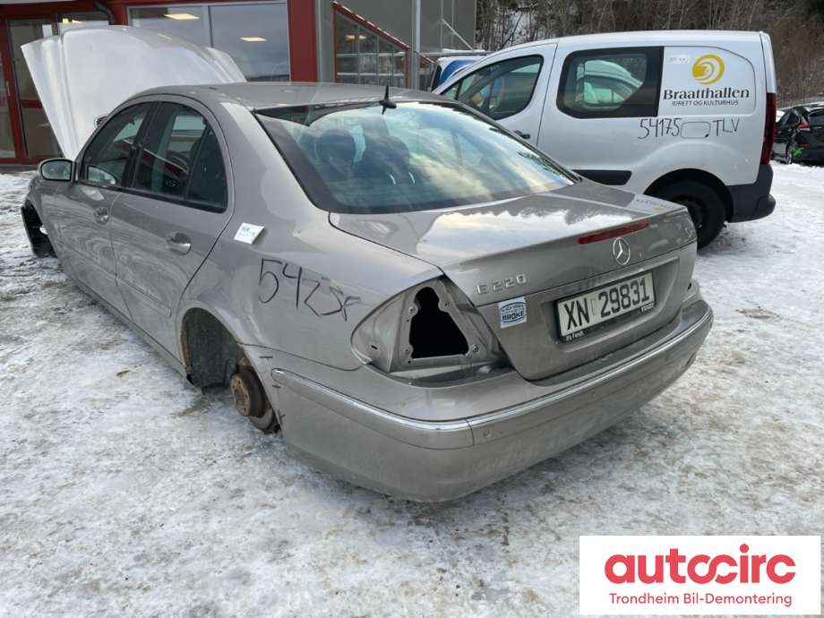 Mercedes E-Klasse 2002-2006 (Fase 1) (W211) (W211), Motorkode: 646 961, Girkassekode: D722699(25T)